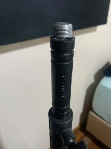 Pedestal Microfone Reto Torelli Hunter HPM-50 - Tripé - Até 1,86m