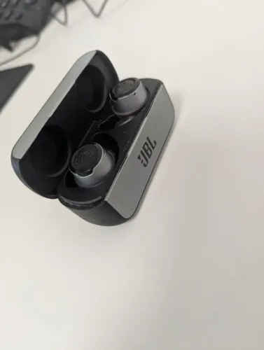 Fone JBL Reflect Flow Original Usado
