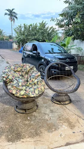 2 cadeiras varandas com almofadas