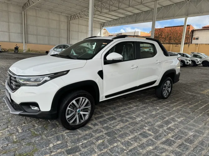 Fiat Strada Volcano 1.3 Flex 8V CD Aut. 2023