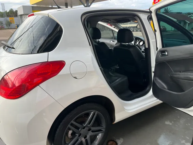 Peugeot 308 Feline 2.0 Flex 16V 5P Aut. 2013