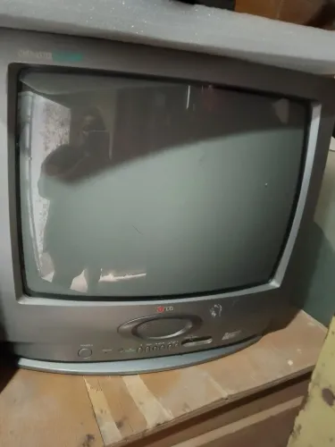 Tvs de tubo funcionando perfeitamente 