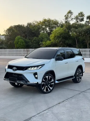 Toyota Hilux SW4 SRX 4X4 2.8 TDI 16V Dies. Aut. 2018