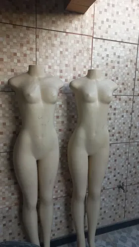 Manequins
