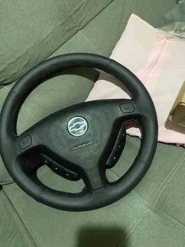 volante com comando de som