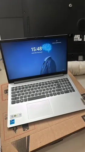 Notebook Lenovo ideapad 1i Intel core i5 - 8 GB RAM SSD 512 GB Windows 11 15,6