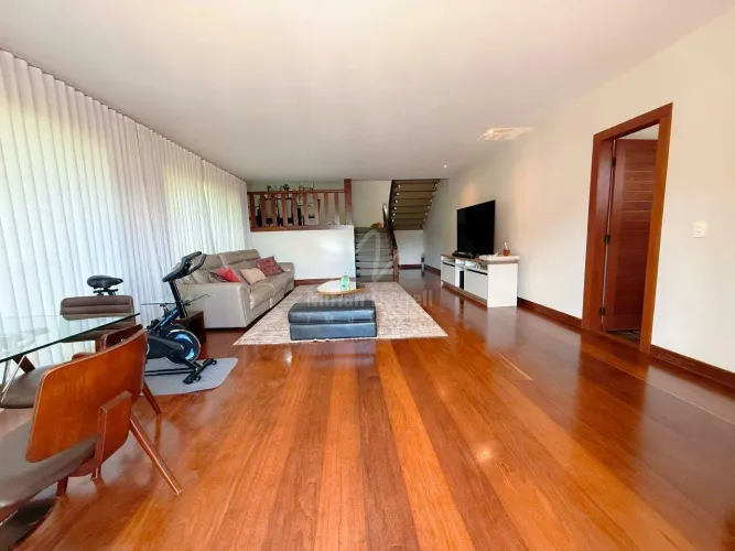 (64151) à venda - Casa com 4 quartos, 3 vagas, no Santa Lúcia