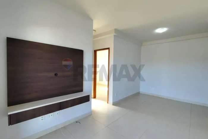 Apartamento para locação com 2 quartos sendo 1 suíte com 2 vagas em Paulínia/SP.