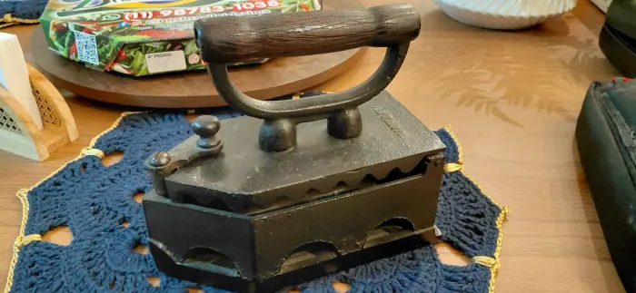 Ferro antigo