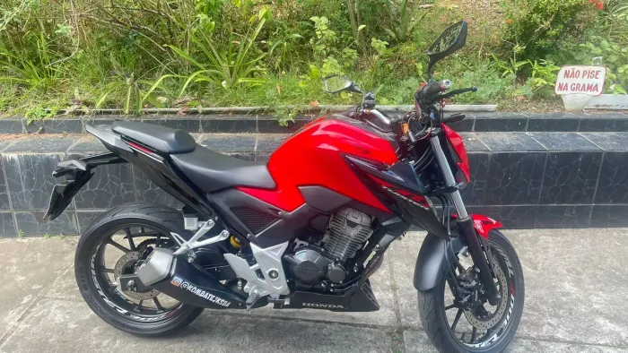 Cb 300f