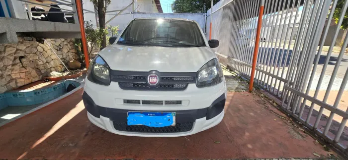 Fiat Uno Attractive 1.0 EVO Fire Flex 8V 5P 2020