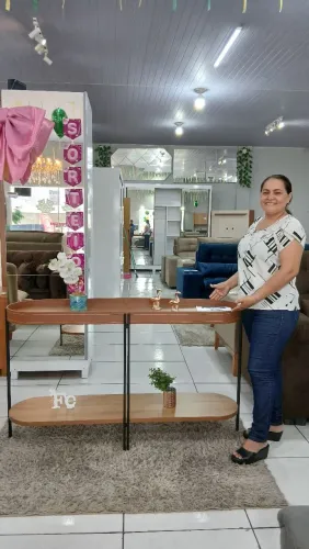 Aparador em courino
