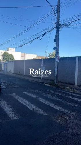 Lote Exclusivo em Uberlândia no Bairro Martins com 550 m²