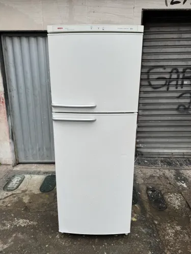 Vendo Geladeira Bosch ,Duplex 470L R$ 850