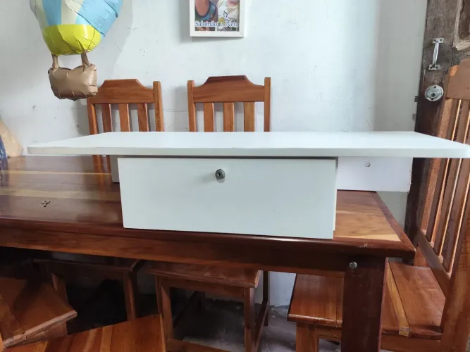 Vende-se Bancada para Salão de Beleza