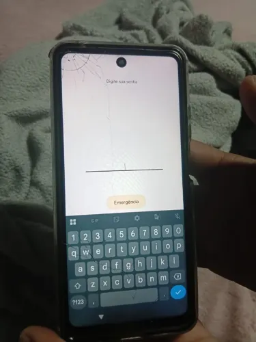 Vendo MotoG 04s tricando , mais dar pra quebra o galho .