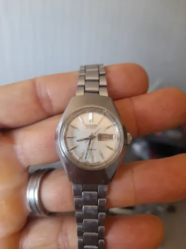 Vendo um relógio citzem automático feminino funcionando perfeitamente