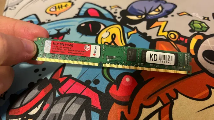 ? (6 UNIDADES) Memória RAM DDR3 4GB 1600MHz - SEM USO!!