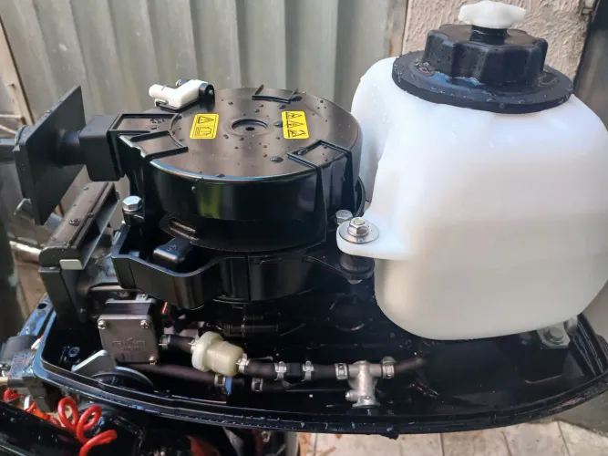Motor popa mercury 5hp novo.