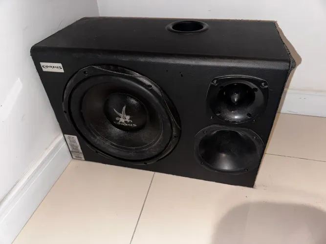 Caixa Amplificada Trio Corzus CXT300 12 Pol Sub/ Trio 300W