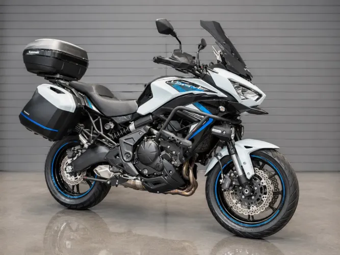 Kawasaki Versys tourer 650 2025