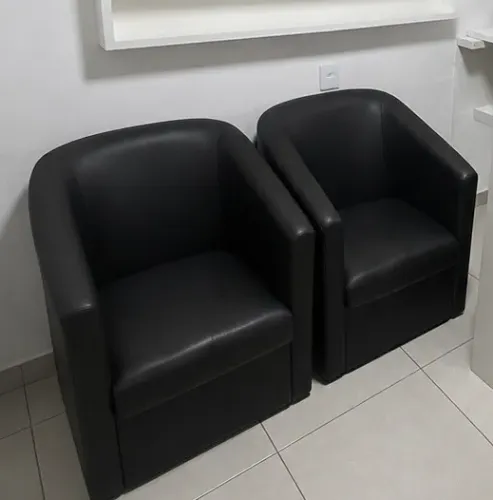 Vendo 2 poltronas