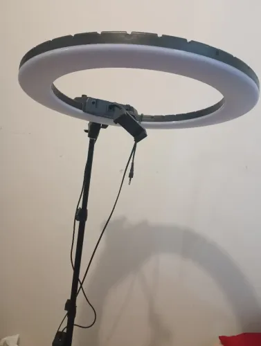 Ring light grande com controle e vários suporte para o celular
