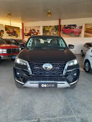 Toyota Hilux SW4 SRX 4X4 2.8 TDI 16V Dies. Aut. 2021
