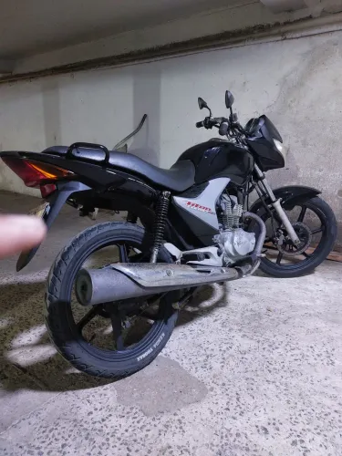 Vendo titan mix 150 único dono 