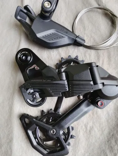 Câmbio e trocador Sram S70 T-Type 