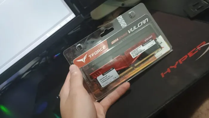 Memória RAM 8gb DDR4 3200mhz (lacrada)