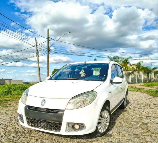 Renault Sandero Privilège Hi-flex 1.6 16V 5P AUT 2012