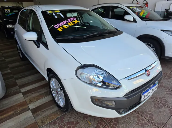 Fiat Punto Essence 1.6 Flex 16V 5P 2017