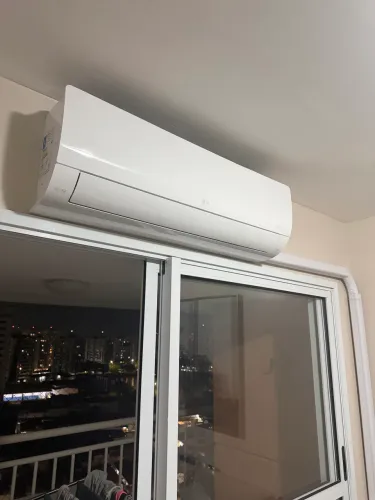 Ar condicionado 24.000 btus LG inverter - 6 meses de uso