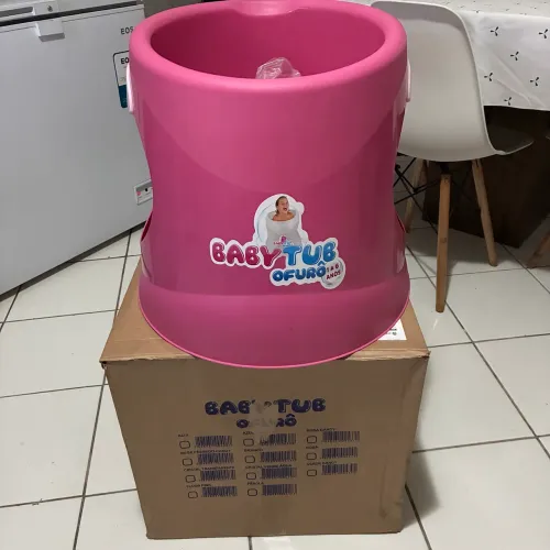Vendo Ofurô Baby Tub Rosa - Novo na Caixa ? Ofurô Baby Tub na cor rosa, novo