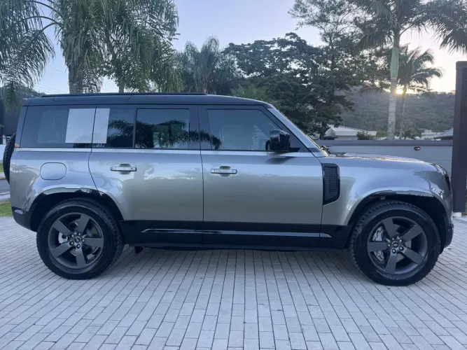 Land Rover Defender 110 X-dy.hse D350 DIE Aut. (híb.) 2025