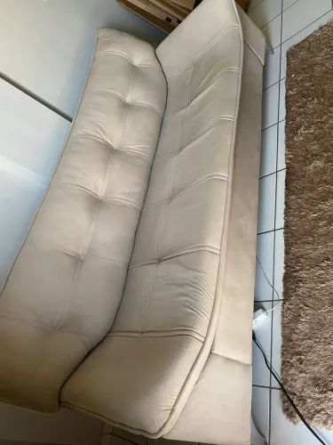 Vendo lindo sofá de 3 lugares 