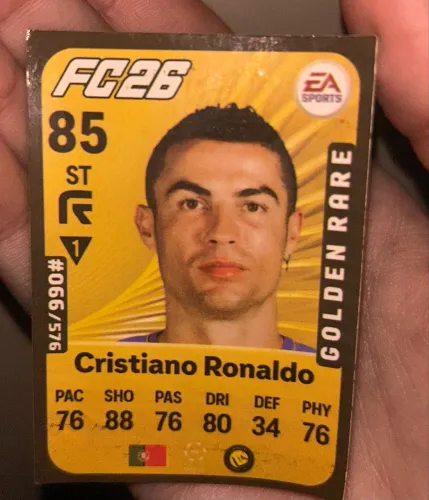 ? Carta Cristiano Ronaldo FC 26 - Golden Rare