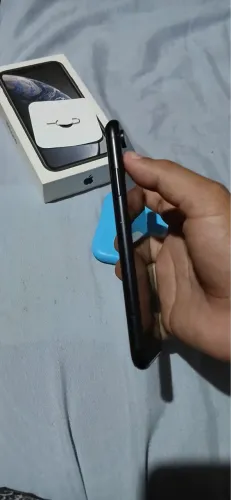 IPHONE XR 550$