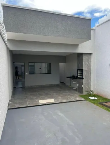 Casa com 03 Quartos à venda, 150m² - Residencial Recanto do Bosque.