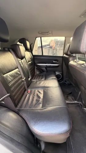 Suzuki Grand Vitara 2.0 16V 4x2/4x4 5P Mec. 2015