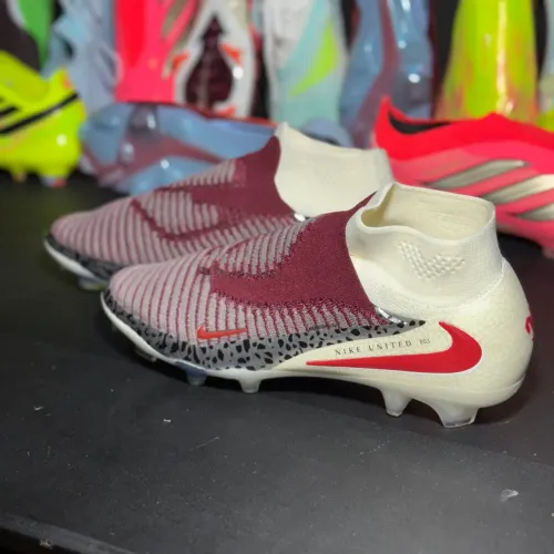 Chuteira Nike phantom 6 Elite - 42BR