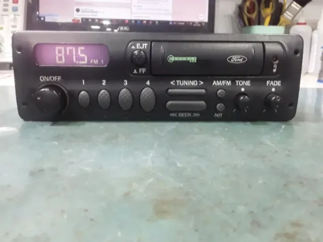 Radio Fordline Fic com Bluetooth