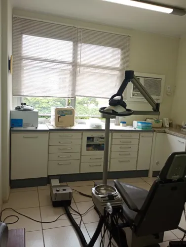 Venda de sala comercial com Consultório Odontológico. Comece com tudo pronto!