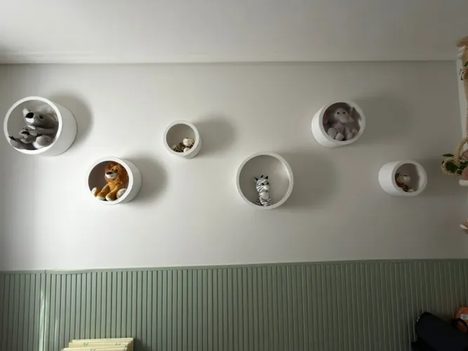 6 nichos brancos mdf com pelúcias Safari