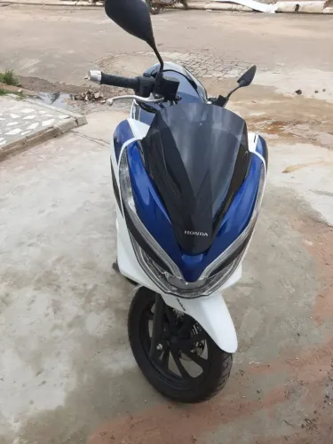 Vendo Moto PCX SPORT 