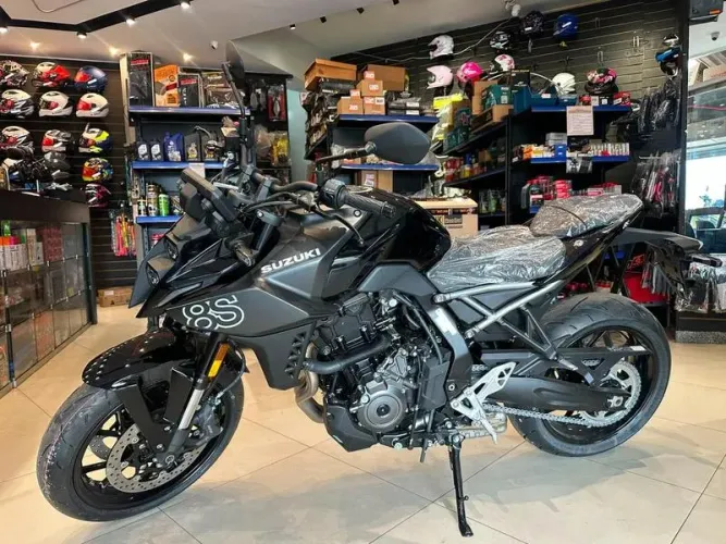 SUZUKI GSX-8S 2027