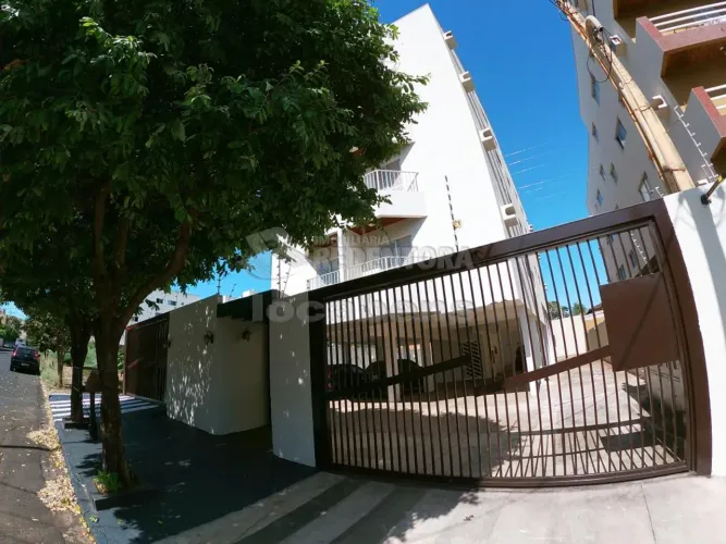 Residencial Artemis III - Apartamento com 01 dormitório com armário embutido e sacada