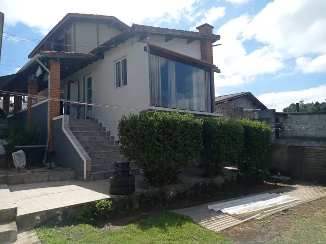 Linda casa a venda
