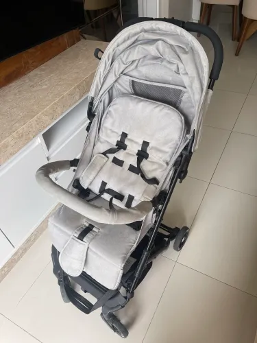 Carrinho Liteb Oppa Cinza - Seminovo, Dobrável em Mochila